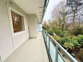 Balkon - 4 Zimmer Etagenwohnung in Hilden