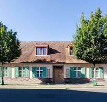 Historisches Weberhaus in Potsdam-Babelsberg - stilvoll saniert mit drei Wohneinheiten