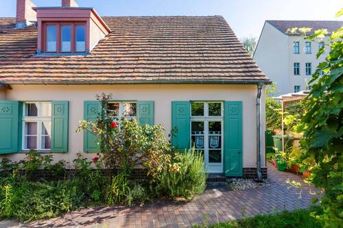 Außenansicht - 8 Zimmer Mehrfamilienhaus, Wohnhaus in Potsdam