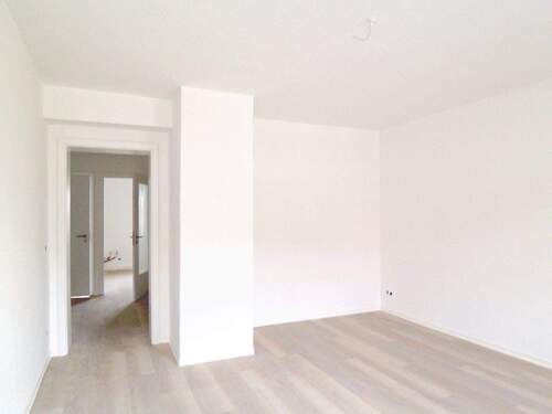 Wohnzimmer - Etagenwohnung mit 102,70 m&sup2; in Bautzen zur Miete