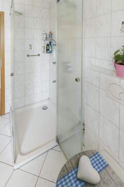 Altersgerechte Dusche im Bad - 