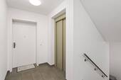 Treppenhaus - 2 Zimmer Etagenwohnung zum Kaufen in Bremen