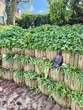 Terrasse Buddha - Helle 2 ZKB Souterrainwohnung in Weinheim