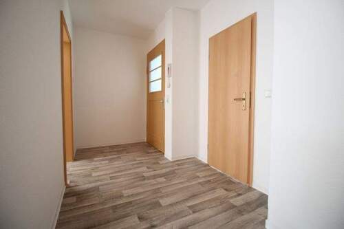 111.006Flur - 