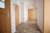 111.006Flur - 