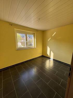 Kinderzimmer/Büro - 