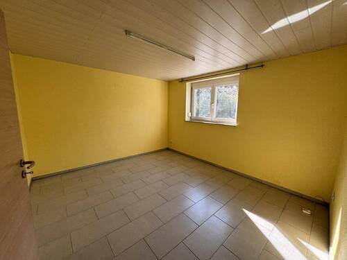Kinderzimmer/Büro - 
