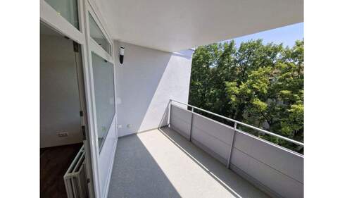 Balkon - Boden SANIERT - 