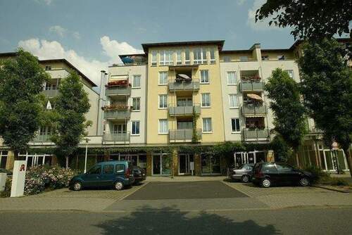 Hausansicht - 2 Zimmer Etagenwohnung in Dresden