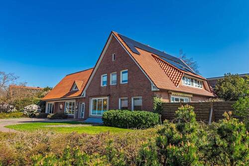 Hausansicht - 2 Zimmer Etagenwohnung zum Kaufen in Butjadingen