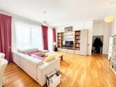 Wohnzimmer - 3 Zimmer Etagenwohnung zum Kaufen in Berlin