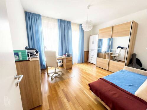 Kinderzimmer/ Arbeitszimmer - (KI generiert) - 