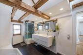 Aktueller Stil mit Altbaucharme - 