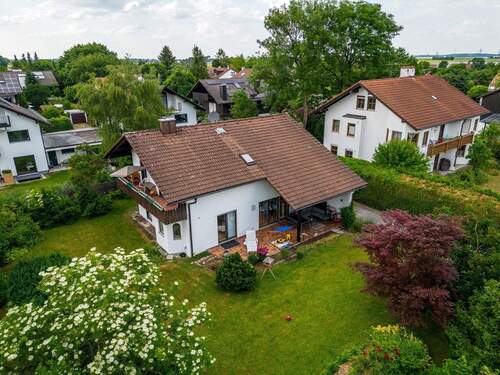 Außenansicht - Wohnen oder neu gestalten - Großes Gartengrundstück mit Einfamilienhaus