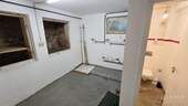 EG - 7 Zimmer Mehrfamilienhaus, Wohnhaus zum Kaufen in Stuttgart