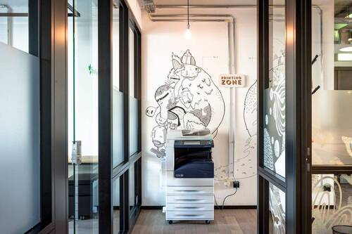 Flur mit Druckstation - 