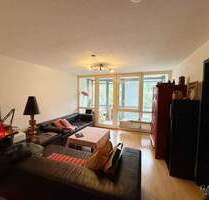 Schicke 2 Zimmer-Wohnung mit Balkon im beliebten Heusteigviertel - Stuttgart Mitte