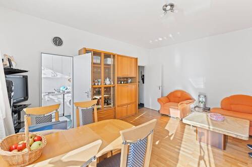Wohnzimmer - Etagenwohnung mit 46,00 m² in Berlin zum Kaufen