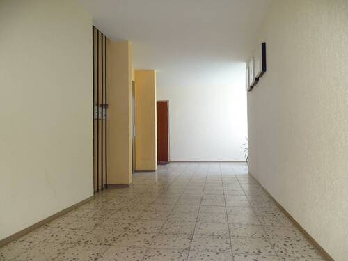 Hauseingang - 3 Zimmer Etagenwohnung in Villingen-Schwenningen