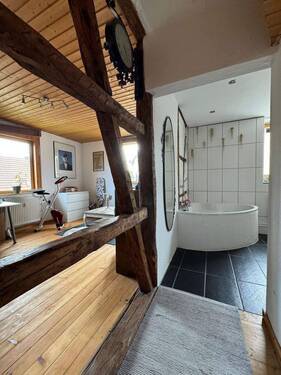 Elternschlafzimmer mit Zugang zum Badezimmer - 