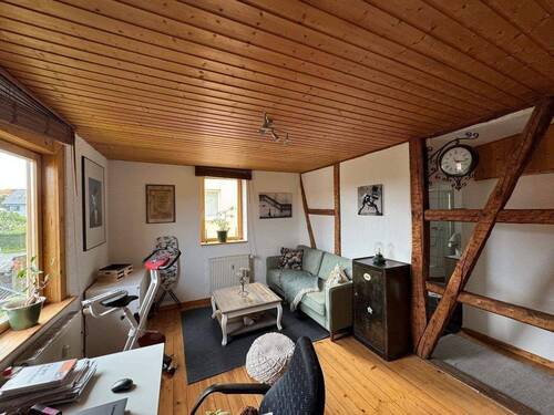 Elternschlafzimmer mit Zugang zum Badezimmer - 
