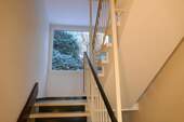 sehr gepflegtes Treppenhaus - Etagenwohnung mit 61,00 m² in Schlangenbad zur Miete