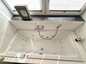 Badewanne mit Whirlpool - 