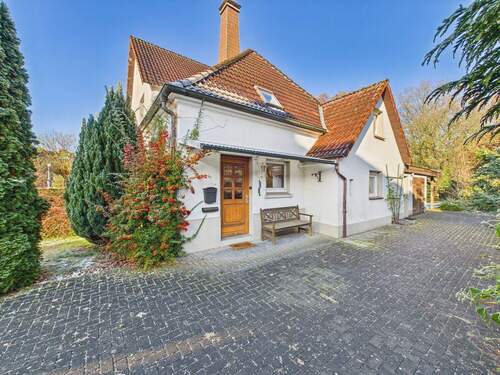 Außenansicht - 4 Zimmer Doppelhaushälfte zum Kaufen in Bielefeld