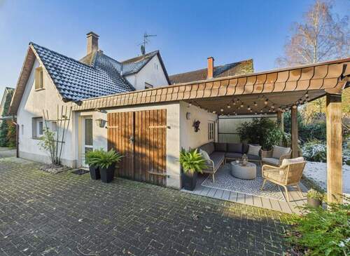 Außenansicht KI GENERIERT - Doppelhaushälfte mit 105,00 m² in Bielefeld zum Kaufen