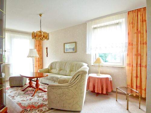 Wohnzimmer - 3 Zimmer Etagenwohnung in Lohsa