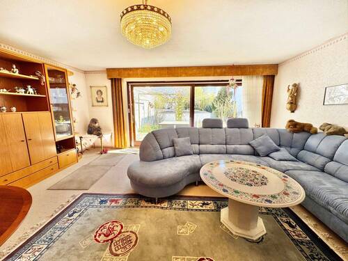 Wohnzimmer - 6 Zimmer Reihenmittelhaus in Stuttgart