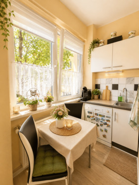 Fröbelstraße 8 EG - Küche - 3 Zimmer Etagenwohnung zum Kaufen in Erfurt