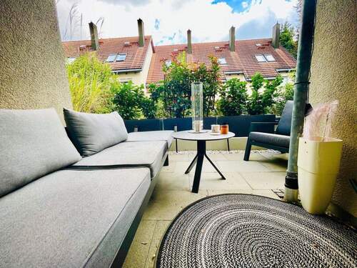 Teilüberdachte Terrasse - 