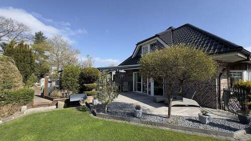 EFH - Ansicht 3 - Einfamilienhaus mit 191,30 m&sup2; in Henstedt-Ulzburg zum Kaufen