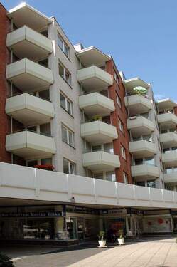 Vertriebsbild - Große Bürofläche - 1.090,00&nbsp;EUR Kaltmiete, ca.&nbsp; 110,20&nbsp;m&sup2;&nbsp;Wohnfl&auml;che