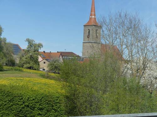 Bild 2 - 7 Zimmer Einfamilienhaus zum Kaufen in Sachsen bei Ansbach