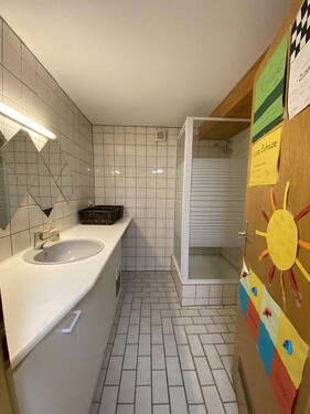 Bad UG Studio - 