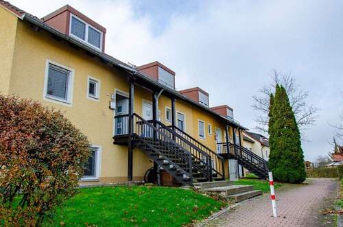 Wohnanlage - 4 Zimmer Reihenendhaus in Vilseck / Schlicht