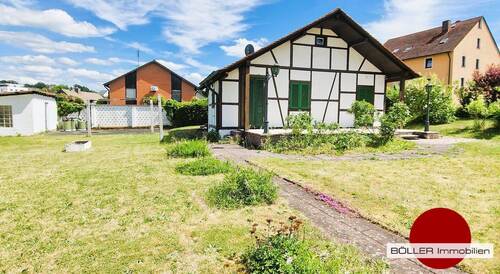 Altbestand - Mehrfamilienhaus, Wohnhaus zum Kaufen in Roßtal