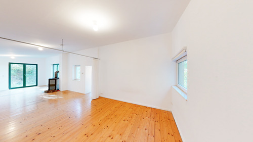 Wohn-/Schlafbereich - 1 Zimmer Mehrfamilienhaus, Wohnhaus in Gerbrunn