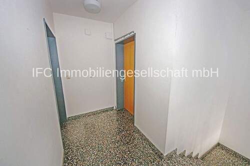 Hausflur / Treppenhaus im DG - 