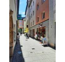 Ladenlokal in einer Fußgängerzone Jenas