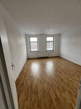 Bild 2 - 5 Zimmer Etagenwohnung zur Miete in Chemnitz