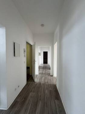 Bild 3 - 5 Zimmer Etagenwohnung in Chemnitz