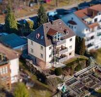 Außergewöhnliche 3,5 Zimmer Wohnung mit Aussicht - Böblingen