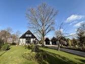 Außenansicht / Garten - 9 Zimmer Einfamilienhaus zum Kaufen in Bönen