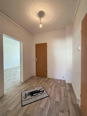 Herzlich Willkommen - 3 Zimmer Etagenwohnung zur Miete in Wilkau-Haßlau