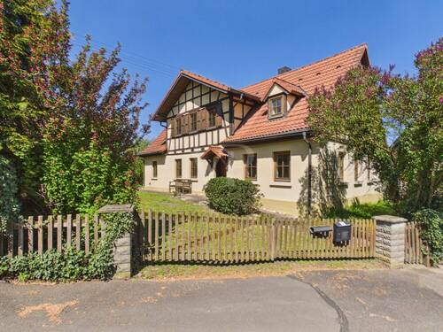 Straßenansicht - 5 Zimmer Einfamilienhaus zum Kaufen in Maroldsweisach / Eckartshausen