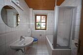Bad mit Fenster - 