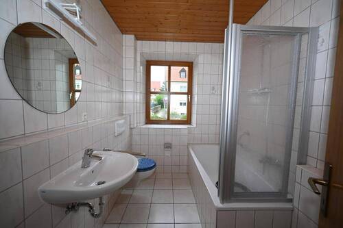 Bad mit Fenster - 